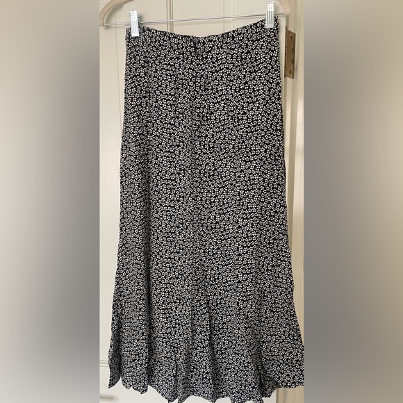 Reformation Floral Print Midi Skirt - Picture 5 of 5